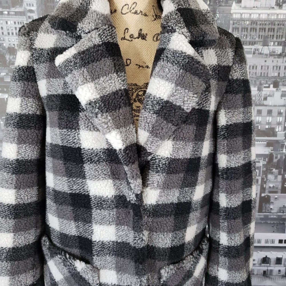 French Connection Coat - Picture 3 of 9